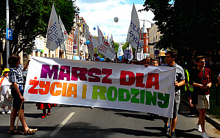 Około 250 osób wzięło udział w Marszu dla Życia i Rodziny, który przeszedł ulicami Olsztyna